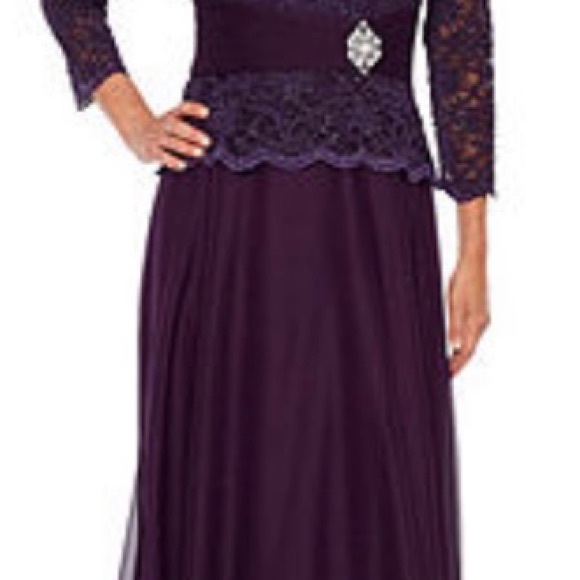 Jackie Jon 3/4 Sleeve Lace Evening Gown Sz 8 NWT - Picture 3 of 9